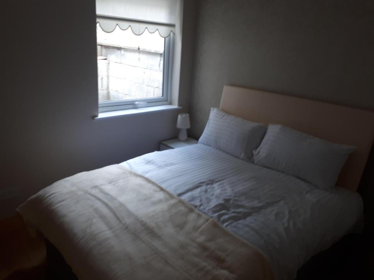 One Double Bedroom Flat Dublin Ngoại thất bức ảnh